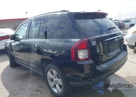 2017 Jeep Compass Sport Fwd z USA, uszkodzony, nr VIN 1C4NJCBAXHD147196